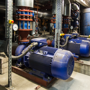 Magnesy trwałe to dziś komponenty krytyczne: od silników elektrycznych i pomp ciepła po sprzęt medyczny i roboty przemysłowe. UE wprowadza nowe obowiązki, które dotkną producentów i wprowadzających na rynek.